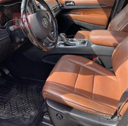 جیپ گراند شیرۆکی